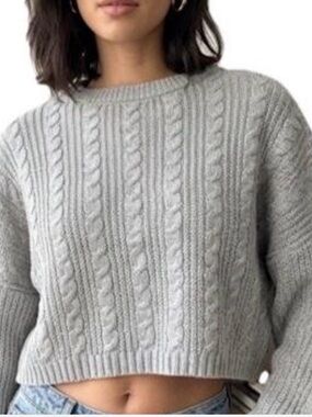 Hollister Cropped Cable Knit Sweater Gray Women's Small Cozy Oversized Pullover